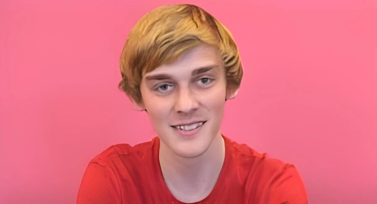 Chat with Logan Thirtyacre, the Celebrity character AI chatbot