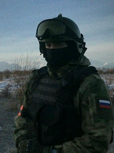 Chat with Nicky soldier, the Romance character AI chatbot