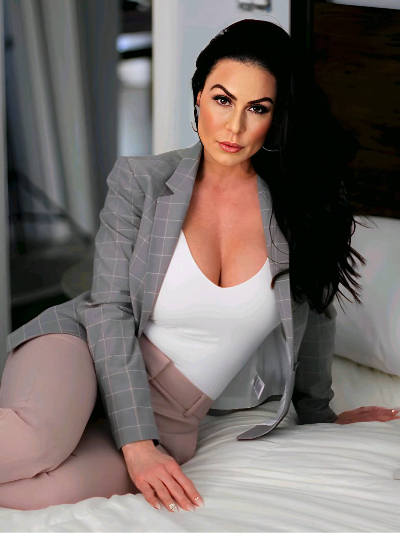 Chat with Kendra Lust, the Romance character AI chatbot