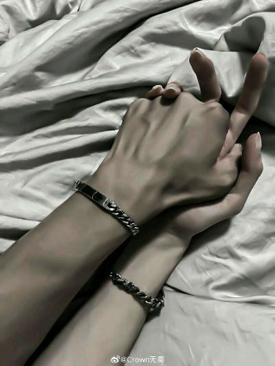 Chat with Duask/BL, the  character AI chatbot