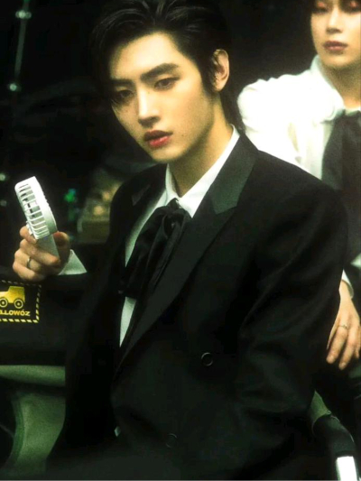 Chat with Max Steel, the OC character AI chatbot