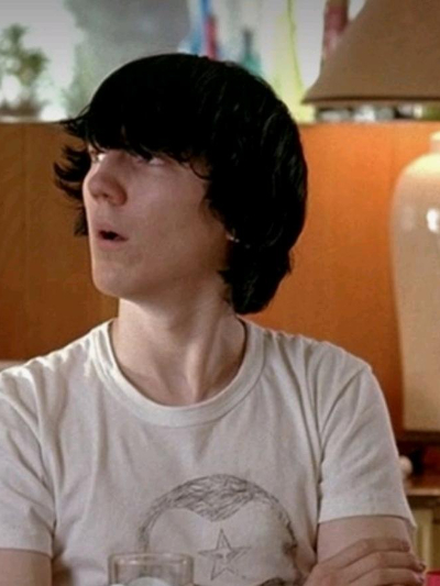 Chat with Dwayne Hoover, the Movie & TV character AI chatbot