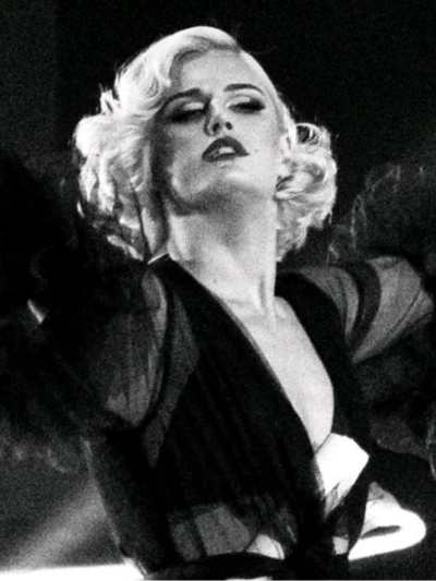 Chat with Timeless Toni Storm, the Celebrity character AI chatbot