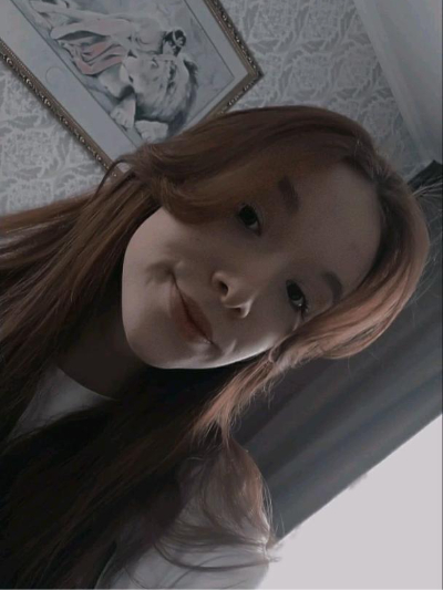 Chat with Romance AI Character: Камилла
