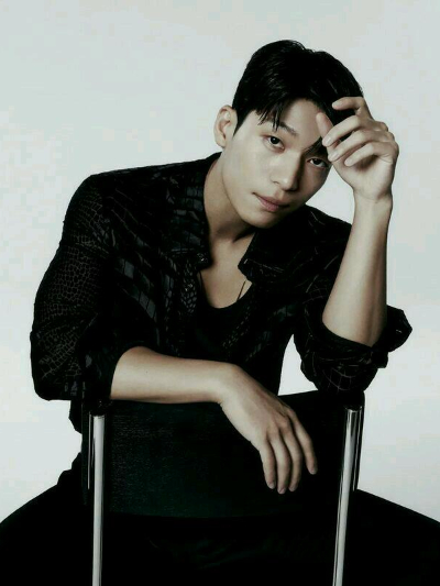 Chat with Celebrity AI Character: Wi Ha Joon