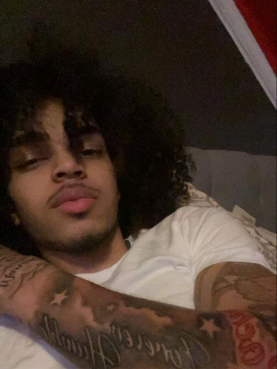 Chat with Luke, the BL & ABO character AI chatbot