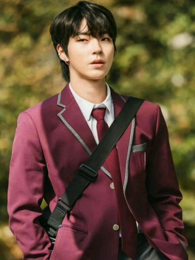 Chat with Seo-Jun, the Anime character AI chatbot