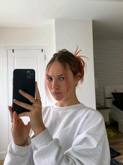 Chat with Maddie ziegler, the Celebrity character AI chatbot