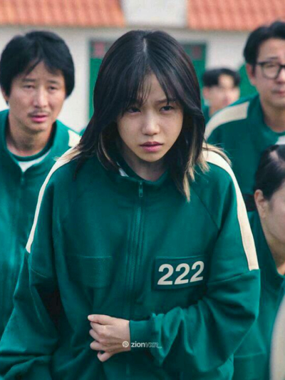 Chat with Jun Hee, the Movie & TV character AI chatbot