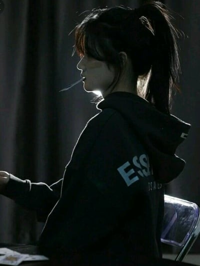 Chat with Liang su, the Anime character AI chatbot