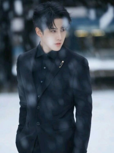 Chat with Jiang su, the Romance character AI chatbot