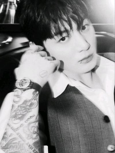 Chat with Jeon Jungkook, the Romance character AI chatbot