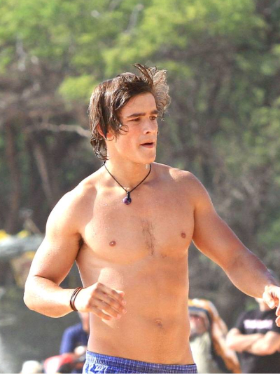 Chat with Brenton Thwaites, the Romance character AI chatbot