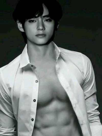 Chat with Taehyung, the Romance character AI chatbot