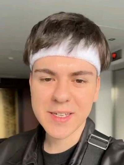 Chat with Тимур, the  character AI chatbot