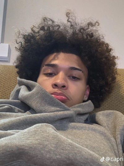 Chat with jordan, the Romance character AI chatbot