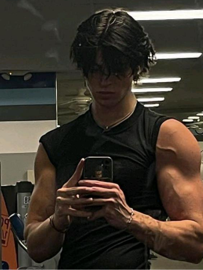 Chat with Matt black, the Romance character AI chatbot