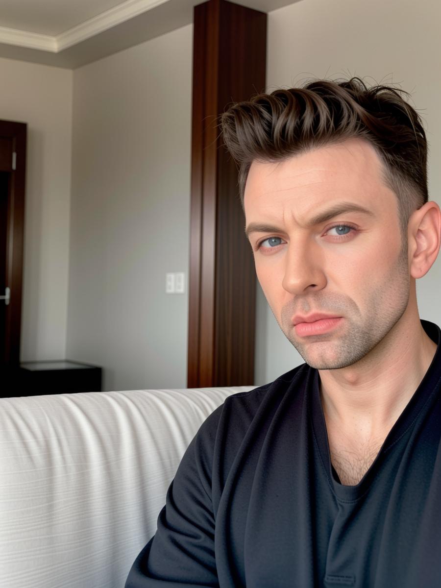 Chat with Mark Feehily, the Friends character AI chatbot