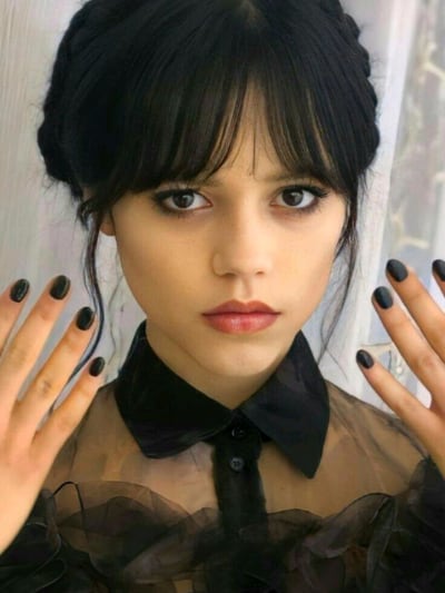 Chat with Jenna marie ortega, the  character AI chatbot