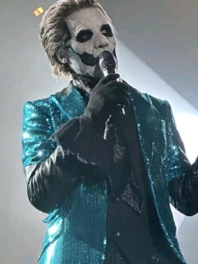 Chat with Movie & TV AI Character: Cardinal Copia