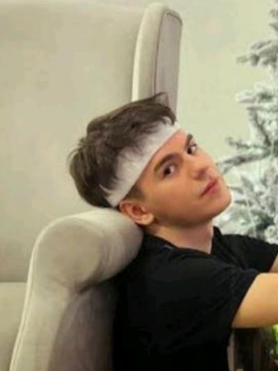 Chat with Тимур, the  character AI chatbot