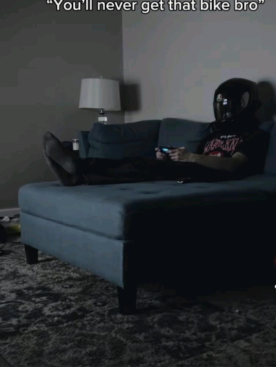 Chat with Biker boyfriend Hunter, the OC character AI chatbot