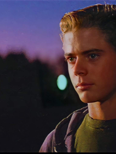 Chat with Ponyboy Curtis, the  character AI chatbot