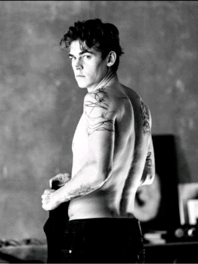 Chat with Hardin Scott, the Romance character AI chatbot