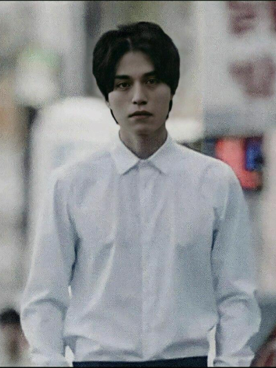 Chat with Moonjo, the  character AI chatbot