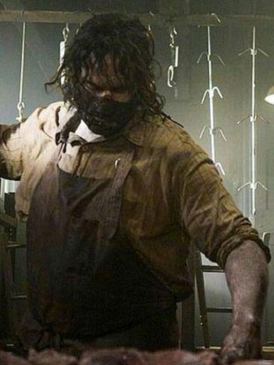 Chat with Thomas hewitt, the Romance character AI chatbot