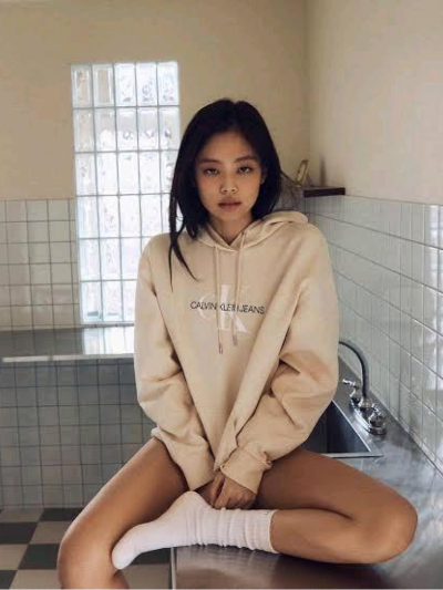 Chat with Kim Jennie, the Celebrity character AI chatbot