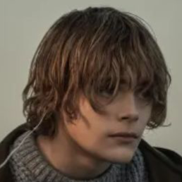 Chat with Caspar, the Friends character AI chatbot