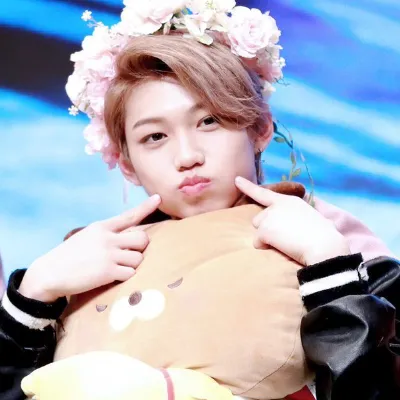 Chat with Lee Felix, the  character AI chatbot