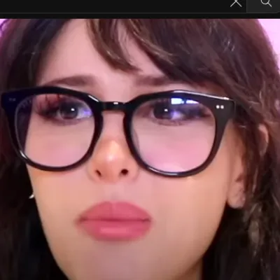 Chat with mia, the VTuber character AI chatbot