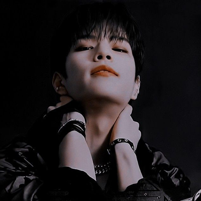 Chat with Kim seungmin, the  character AI chatbot