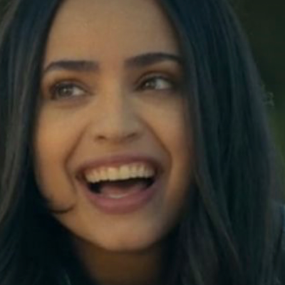 Chat with Sophia Carson, the  character AI chatbot