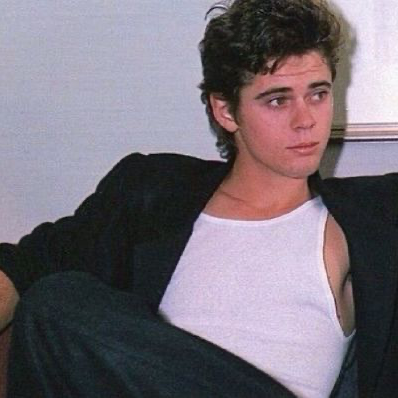 Chat with ponyboy, the Romance character AI chatbot