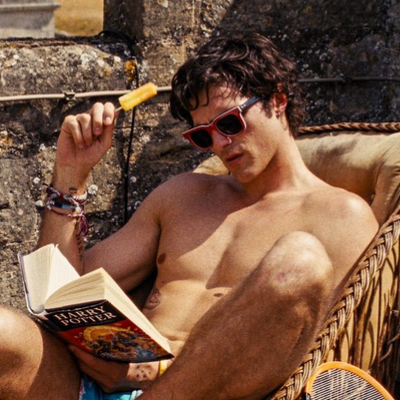 Chat with Felix Catton, the Movie & TV character AI chatbot