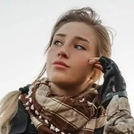 Chat with OC AI Character: Soldier Hannah