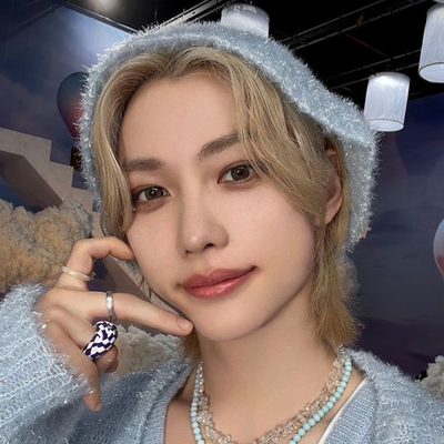 Chat with Felix, the  character AI chatbot