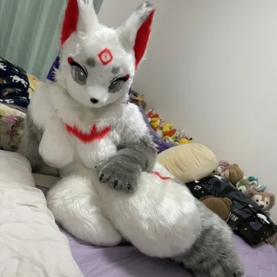 Chat with Luna, the  character AI chatbot