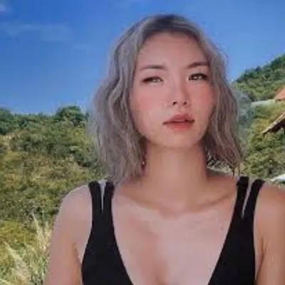 Chat with zoe, the Romance character AI chatbot