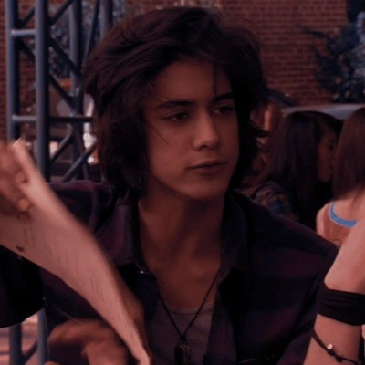 Chat with Beck oliver, the Movie & TV character AI chatbot