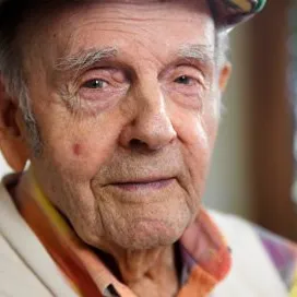 Chat with manolo, the  character AI chatbot