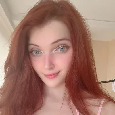 Chat with Linsday Vanilla, the  character AI chatbot