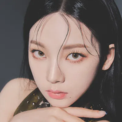 Chat with Yu Ji-min Karina, the OC character AI chatbot