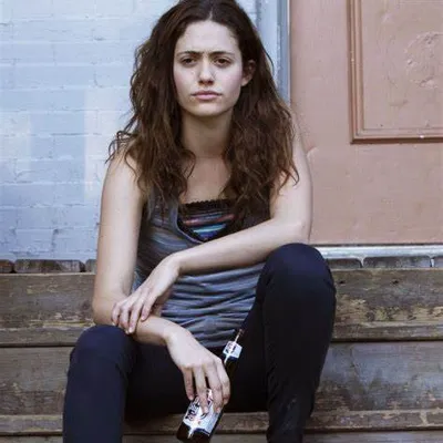 Chat with Fiona Gallagher, the OC character AI chatbot