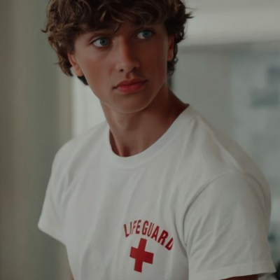 Chat with Jeremiah Fisher, the Movie & TV character AI chatbot