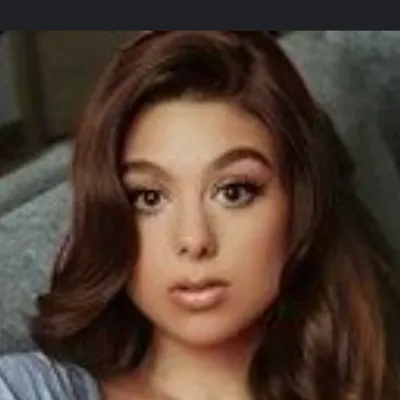 Chat with Phoebe Thunderman, the Anime character AI chatbot