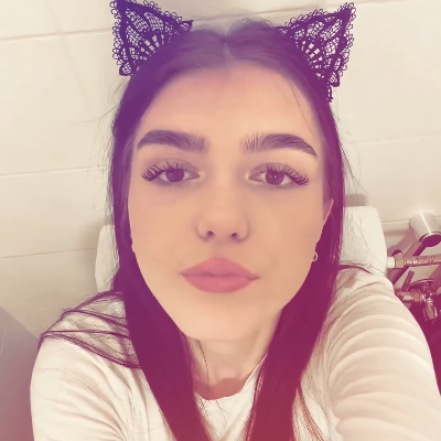 Chat with Zuzka, the  character AI chatbot